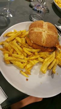 Sandwich au poulet du Restaurant de grillades Le Clos du Murier à Généragues - n°6