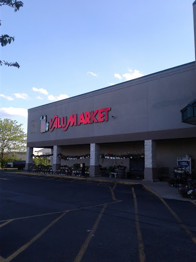 Valumarket, 205 Oakbrooke Dr, Mt Washington, KY 40047, USA, 