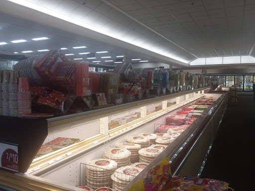 Grocery Store «Lunds & Byerlys Roseville», reviews and photos, 1601 County Rd C West, Roseville, MN 55113, USA