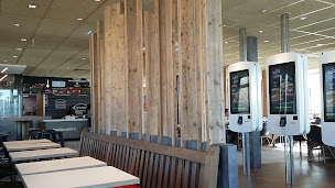 Photo n°86 de McDonald's à Saintes ()