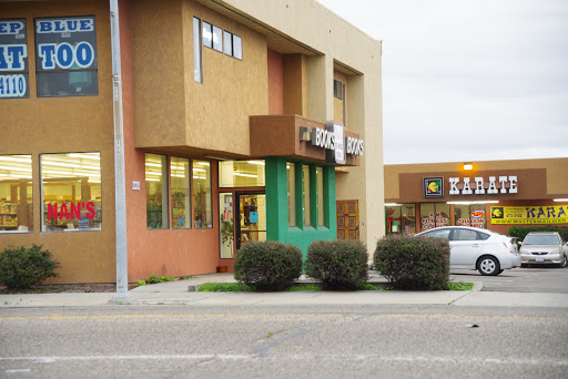 Nan's Books & Crystals