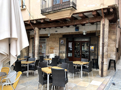 Cafeteria Isama - Plaça Major, 9, 11, 43400 Montblanc, Tarragona, Spain