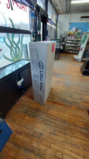Tropical Fish Store «Tropi-Quatics Pet Center», reviews and photos, 337 S Main St, Lombard, IL 60148, USA