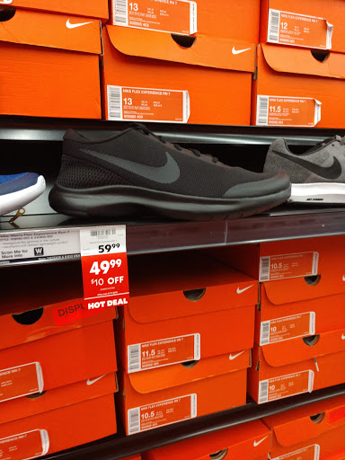 Sporting Goods Store «Academy Sports + Outdoors», reviews and photos, 210 N New Rd, Waco, TX 76710, USA