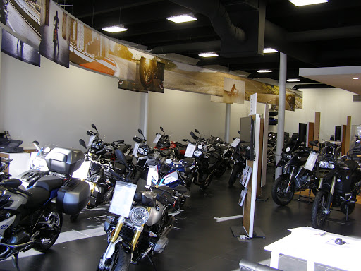 Motorcycle Dealer «Cycle Werks in Barrington», reviews and photos, 126 N Cook St, Barrington, IL 60010, USA