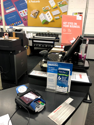 Office Supply Store «Staples», reviews and photos, 7551 Freeport Blvd, Sacramento, CA 95832, USA