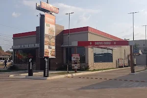 Burger King Drive-Thru Marabá image