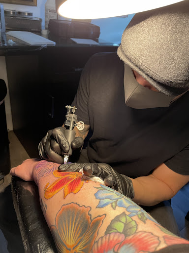 Tattoo Shop «Black Diamond Tattoo», reviews and photos, 412 Lincoln Blvd, Venice, CA 90291, USA