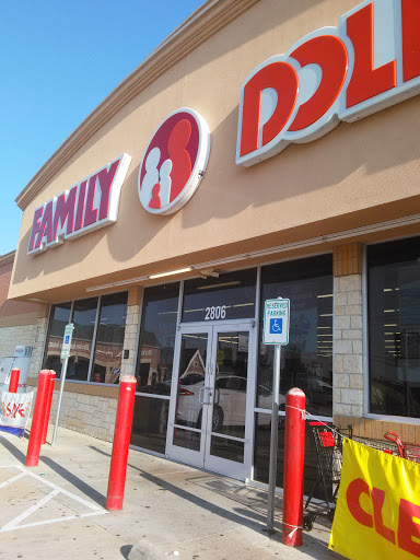 Dollar Store «FAMILY DOLLAR», reviews and photos, 2806 NE Green Oaks Blvd, Grand Prairie, TX 75050, USA