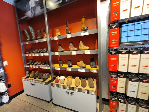 Shoe Store «Red Wing», reviews and photos, 11614 N Dale Mabry Hwy, Tampa, FL 33618, USA