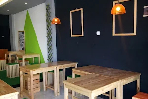 Green Spot Healthy Food Cafe image