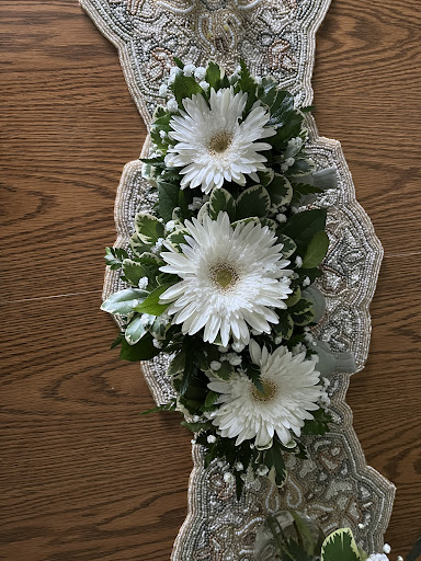 Florist «Flowerama», reviews and photos, 7584 Pearl Rd, Cleveland, OH 44130, USA