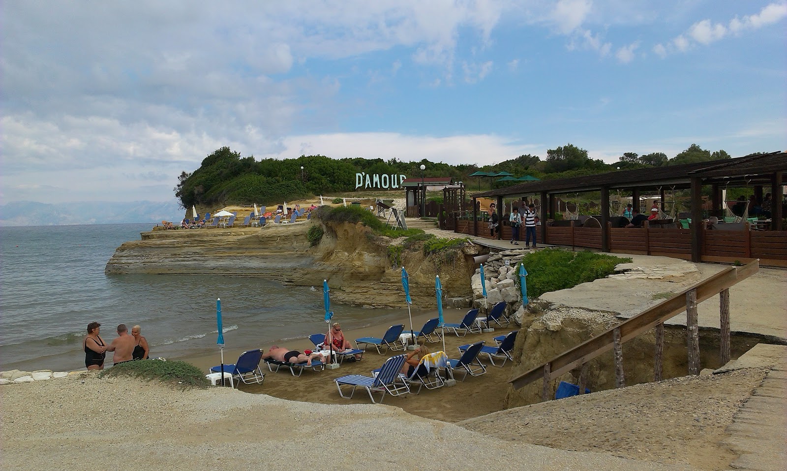 Photo de D Amour beach - recommandé pour les voyageurs en famille avec des enfants