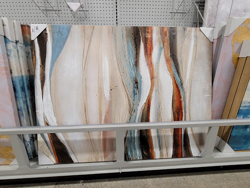 Home Goods Store «At Home», reviews and photos, 2101 S Telegraph Rd, Bloomfield Hills, MI 48302, USA