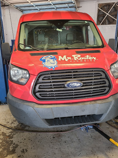 Auto Repair Shop «Honka Auto Repairs», reviews and photos, 1266 Court St, Clearwater, FL 33756, USA