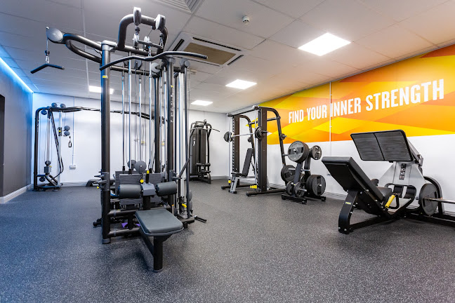 Hammersmith Fitness and Squash Centre - Sports Complex