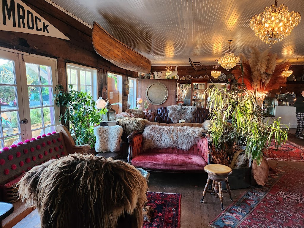 The Wandering Goose 98590