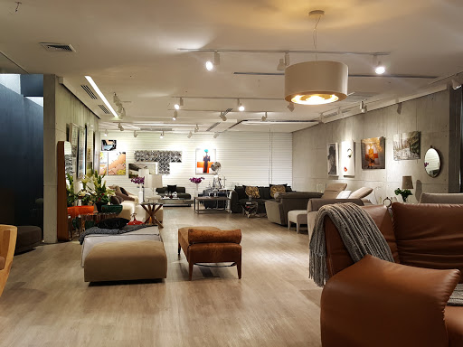 SEASONS - Ekkamai | Luxury Furniture Showroom