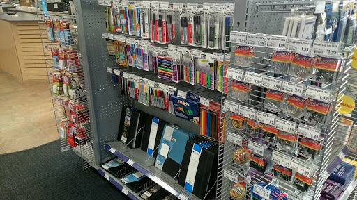 Print Shop «FedEx Office Print & Ship Center», reviews and photos, 6272 Mayfield Rd, Mayfield Heights, OH 44124, USA