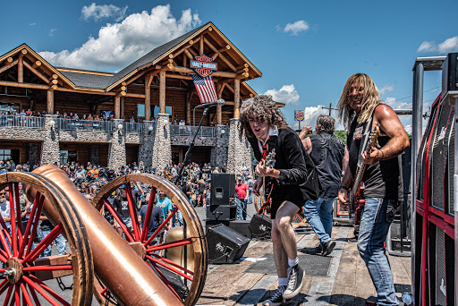 Harley-Davidson Dealer «Pocono Mountain Harley-Davidson», reviews and photos, 4300 Manor Dr, Stroudsburg, PA 18360, USA