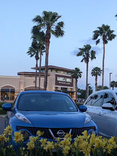 Book Store «Barnes & Noble Booksellers Palms Crossing», reviews and photos, 3300 W Frontage Rd #1100, McAllen, TX 78501, USA