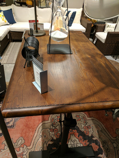 Furniture Store «Room & Board», reviews and photos, 2675 NE University Village St, Seattle, WA 98105, USA