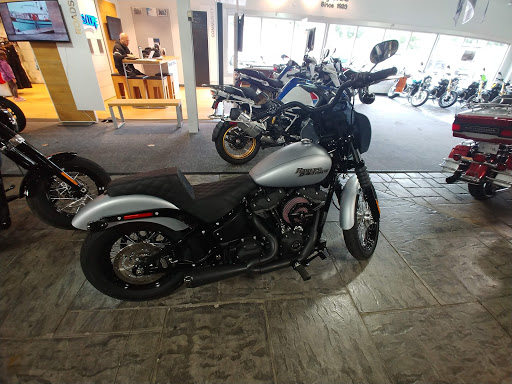 Harley-Davidson Dealer «Harley-Davidson Louisville», reviews and photos, 1700 Arthur St, Louisville, KY 40208, USA