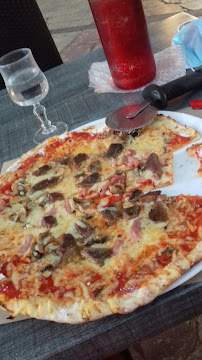 Plats et boissons du Pizzeria Laëtitia Pizza à Pamiers - n°4