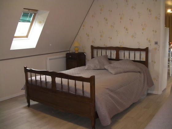 Chambres Appartement de vacances Location appartements de vacances pour 5 personnes, 2 et 3 étoiles dans le Cantal, en Auvergne-Rhône-Alpes 15120 Junhac