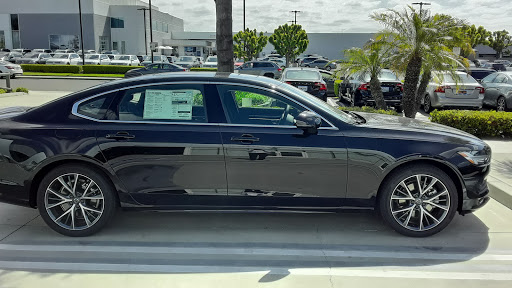 Car Dealer «Volvo of Orange County», reviews and photos, 1400 S Dan Gurney Dr, Santa Ana, CA 92705, USA