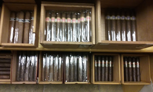 Cigar Shop «Pipe World Inc», reviews and photos, 2900 W Anderson Ln, Austin, TX 78757, USA