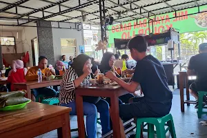 Bakso & mie ayam kolor ijo image