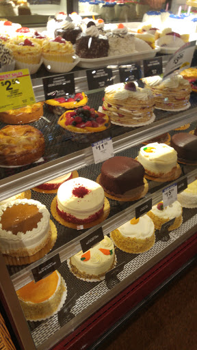 Supermarket «Big Y», reviews and photos, 441 N Main St, East Longmeadow, MA 01028, USA