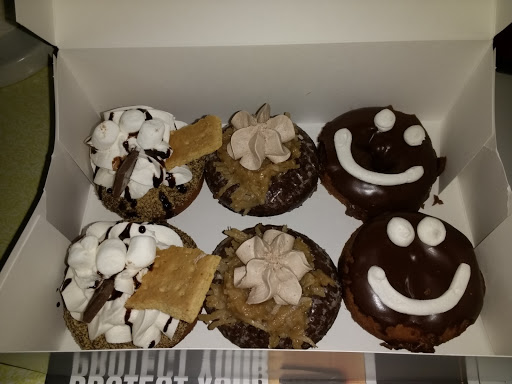 Donut Shop «Jack Frost Donuts», reviews and photos, 4960 Pearl Rd, Cleveland, OH 44109, USA