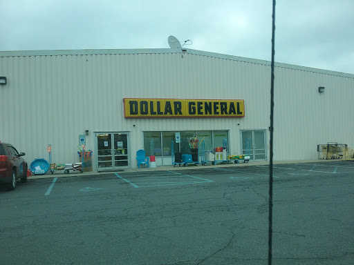 Discount Store «Dollar General», reviews and photos, 330 W Weis St, Topton, PA 19562, USA