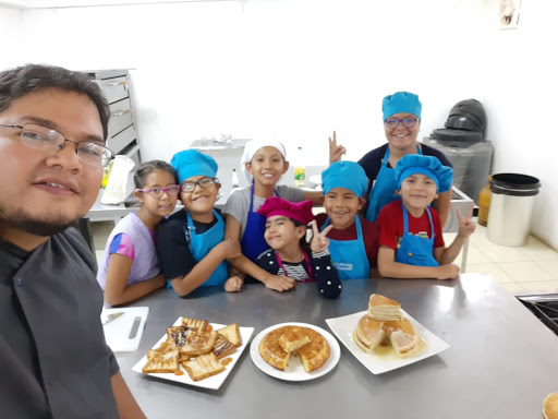 Escuela Gastronomica Cochabamba Bolivia