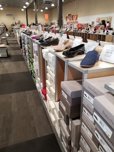 Shoe Store «DSW Designer Shoe Warehouse», reviews and photos, 8502 Eager Rd, Brentwood, MO 63144, USA