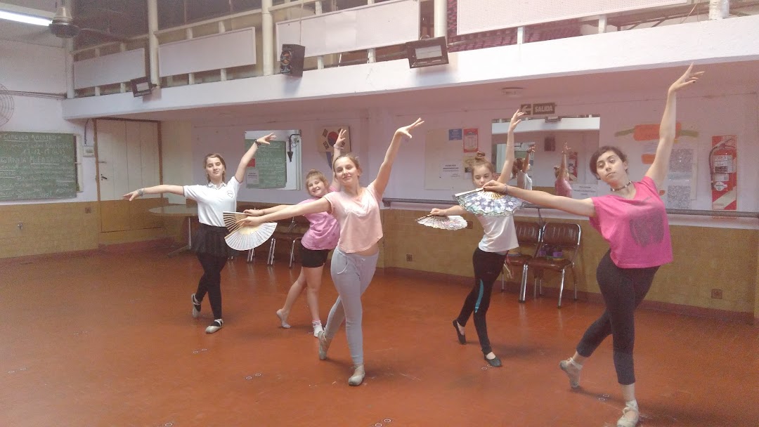 Instituto Viviana Caruso- Arte- Danza- Entrenamiento Físico