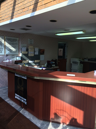 Auto Body Shop «J & L Collision and Auto Glass», reviews and photos, 25825 Gratiot Ave, Roseville, MI 48066, USA