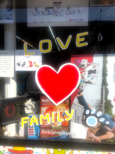 Pet Supply Store «Slope Pet Food Supplies», reviews and photos, 697 5th Ave, Brooklyn, NY 11215, USA