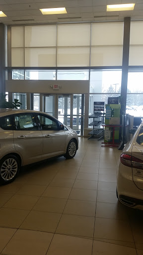 Car Dealer «Metropolitan Ford of Eden Prairie», reviews and photos, 12477 Plaza Dr, Eden Prairie, MN 55344, USA