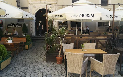 Niepospolita Restauracja Kuchnia polska Koktajlbar image