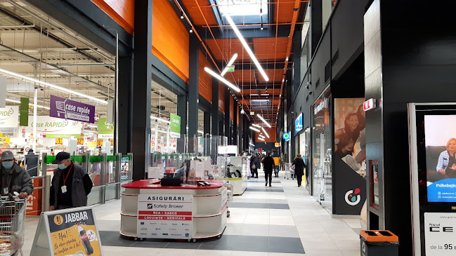 Comentarii opinii despre Centrul Comercial Auchan Cluj Iris