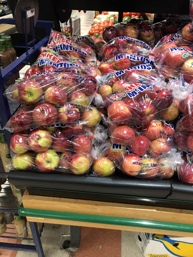 Grocery Store «Market Basket», reviews and photos, 95 Sutton Ave, Oxford, MA 01540, USA