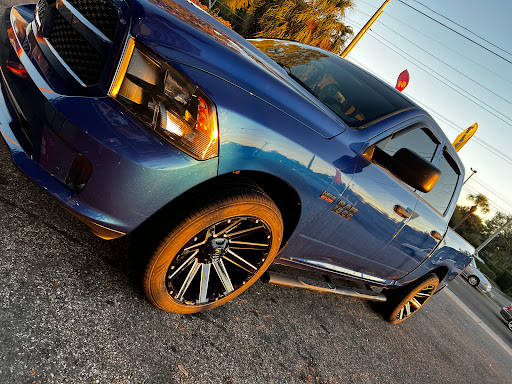 Tire Shop «L & R Tire Shop - Total Car Care», reviews and photos, 6923 W Hillsborough Ave, Tampa, FL 33634, USA