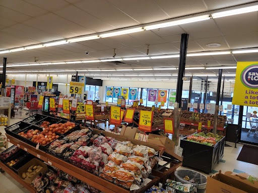 Grocery Store «Save-A-Lot», reviews and photos, 452 Mt Pleasant St, New Bedford, MA 02746, USA