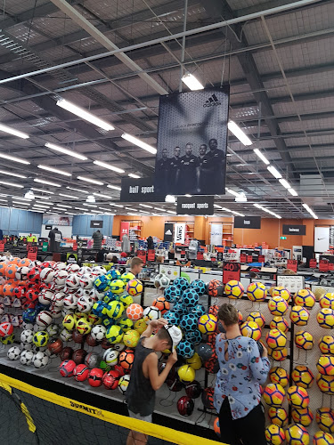 Reviews of Rebel Sport New Plymouth in New Plymouth - Sporting goods store