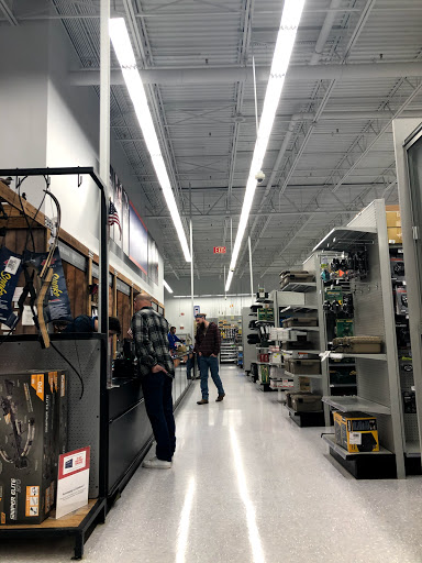 Sporting Goods Store «Academy Sports + Outdoors», reviews and photos, 130 S Hampton Pl, Clarksville, TN 37040, USA