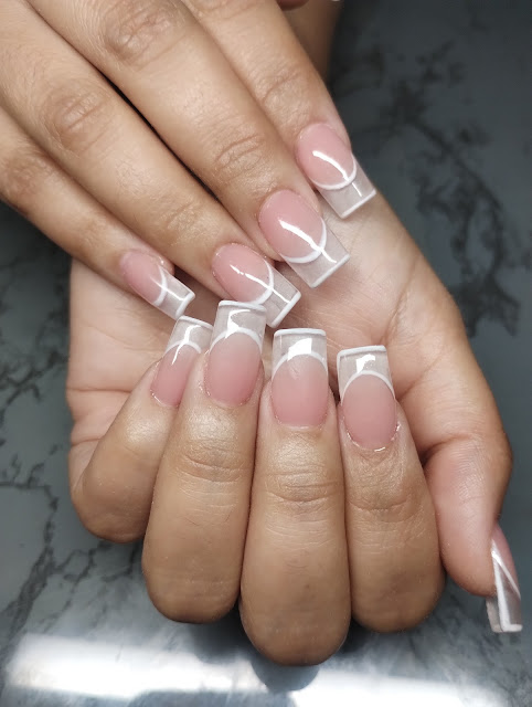 LILI RINZA Salón & Spa Nails