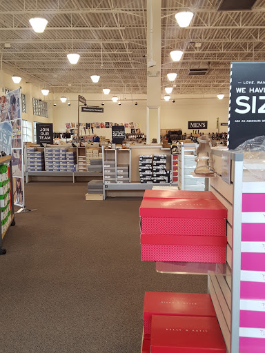 Shoe Store «DSW Designer Shoe Warehouse», reviews and photos, 314 Marketplace Mile, Plainfield, IN 46168, USA